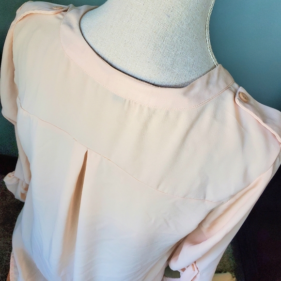 Creamy Sheer Blouse - Picture 2 of 7